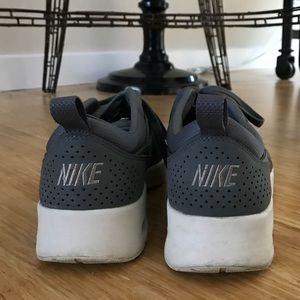 Excellent Condition Grey Thea Air Max - Size 7